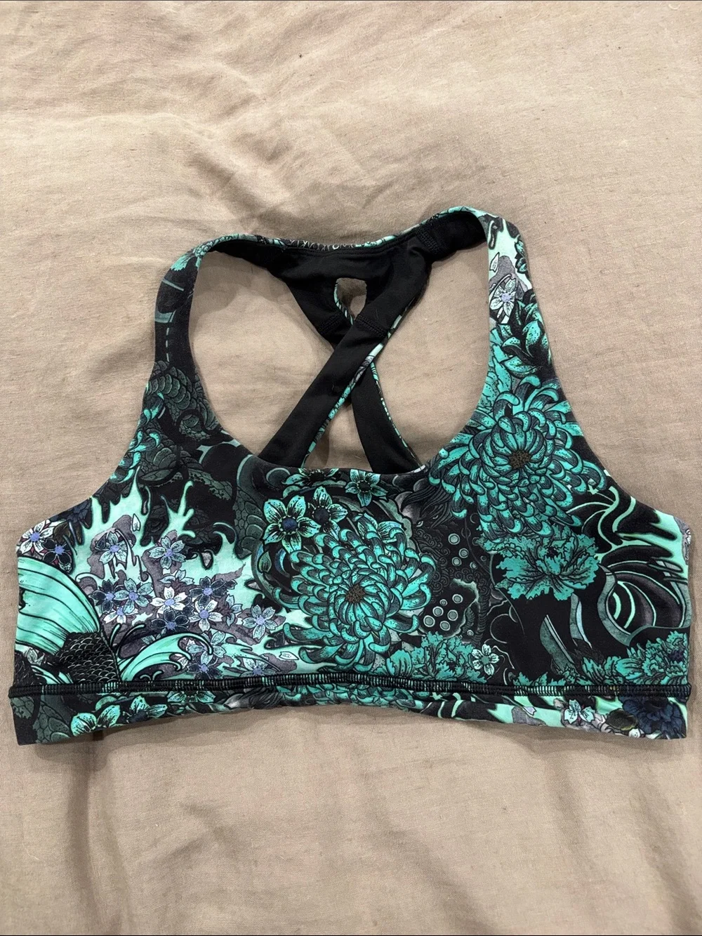 lululemon athletica Racerback Sports Bra size 12 chrysanthemum floral